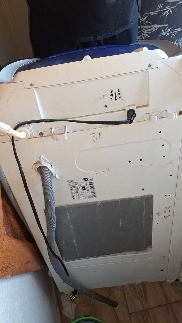 Máquina de lavar usada (Electrolux) não funciona - Foto 3