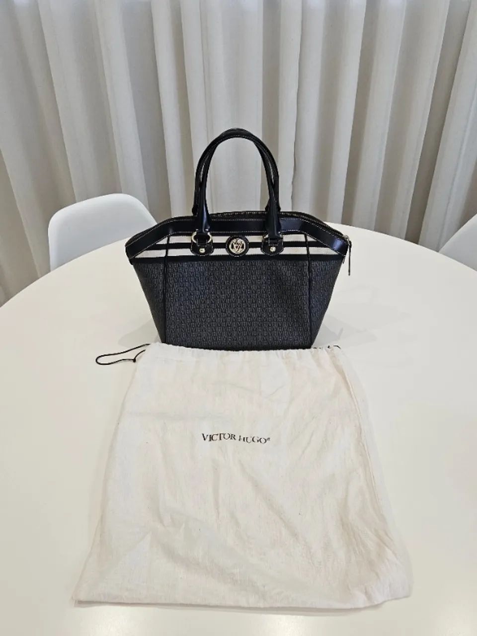 Bolsa Victor Hugo Corsa Preta