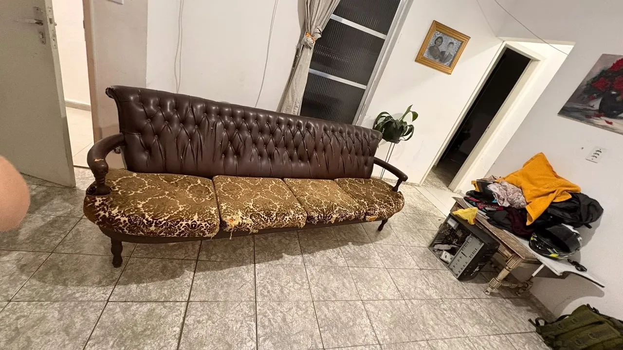 Sofa 3 lugares mais duas poltronas  - Foto 3