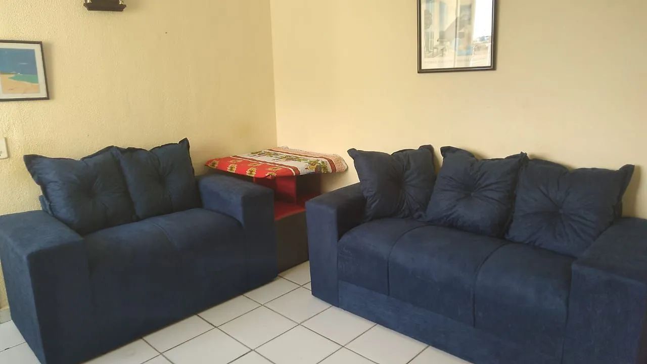 Conjunto sofá 2 e 3 lugares + puf grande várias cores / pague na entrega  - Foto 4