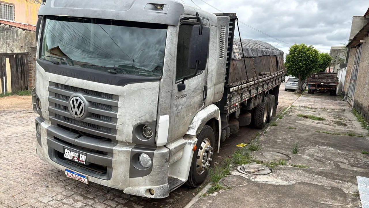 Vendo adubo de bode e gado carrada com 28 metros cúbicos 