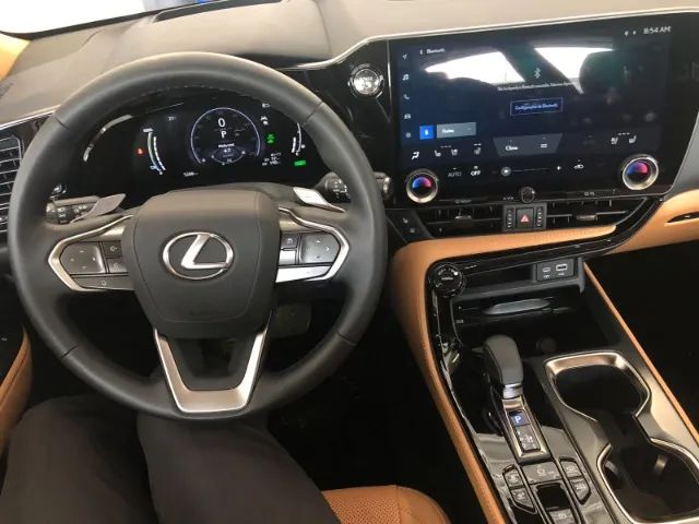 Lexus NX-450h+ AWD 2.5 16V Aut. (Híbrido), foto 11 de 14