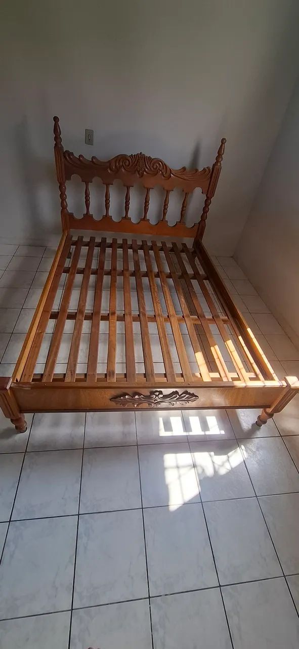 Cama de madeira de casal - Foto 3