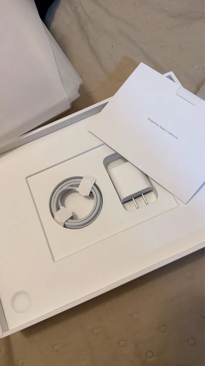 MacBook