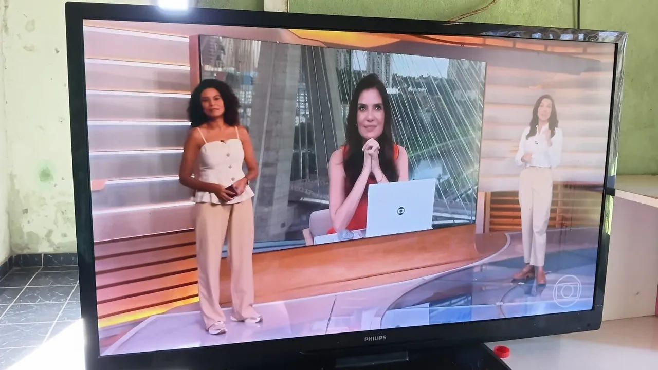 TV 42 polegadas - Foto 2