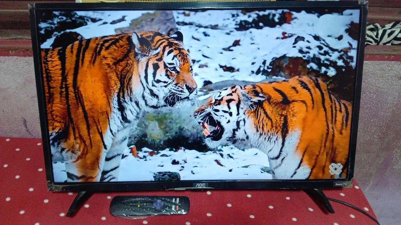 Vendo tv aoc roku 32 polegadas smart valor 650 Zap *87 - Foto 5