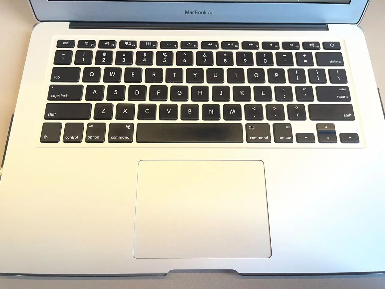 MacBook Air 13 (Early 2014) Ótimo estado e pronto para uso  - Foto 3
