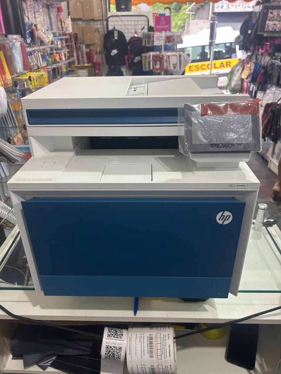 Impressora Hp 4303 Fdw semi nova  - Foto 3