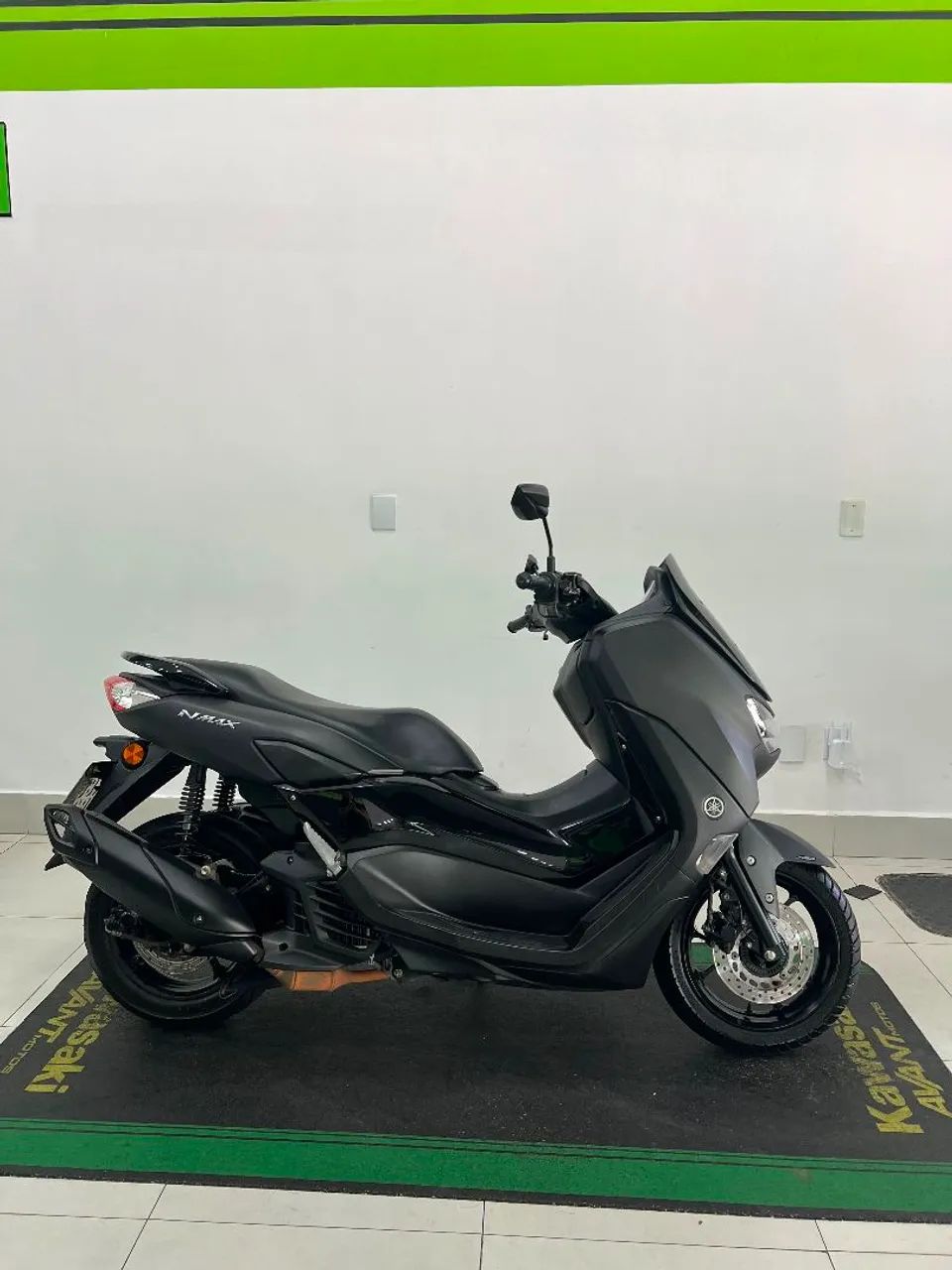 YAMAHA NMAX 160