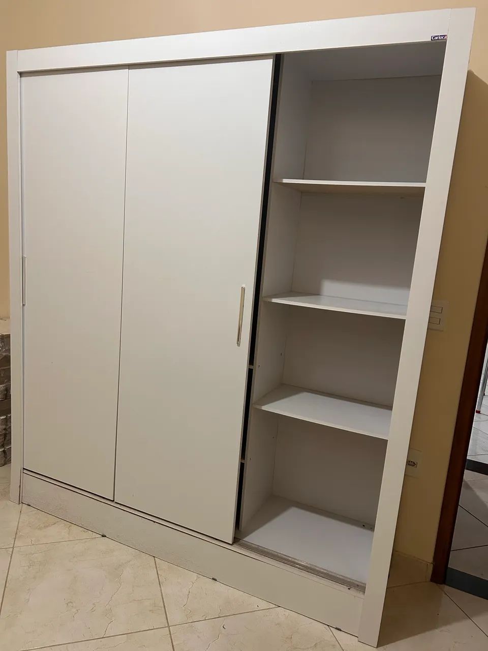 Guarda-Roupa Branco 3 Portas de Correr com Espelho - Ótimo Estado - Foto 5