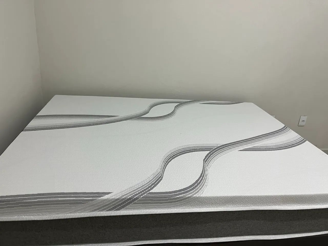 Cama box casal