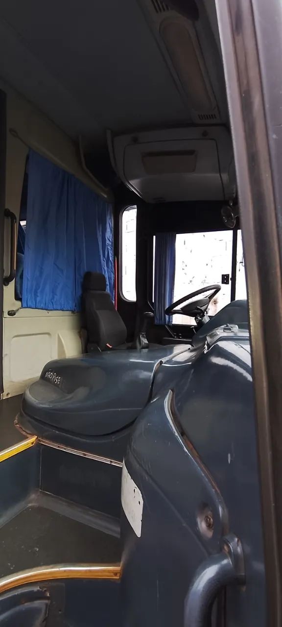 Comil Versátile 2013 - Foto 5