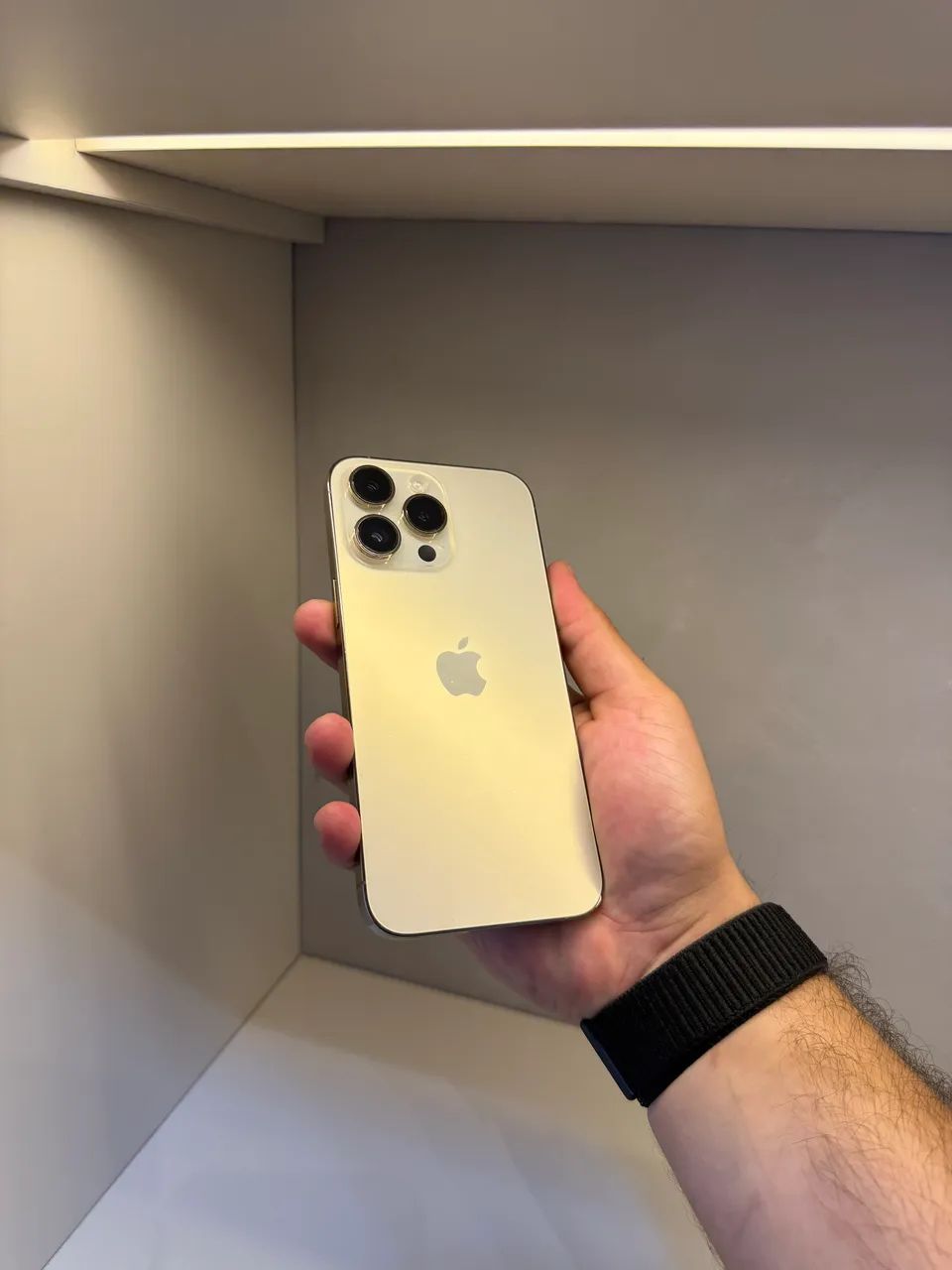 iPhone 14 Pro Max 256gb Gold Impecável  - Foto 2