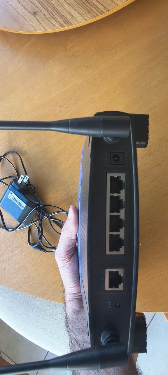 Roteador Linksys WRT54G - Foto 4
