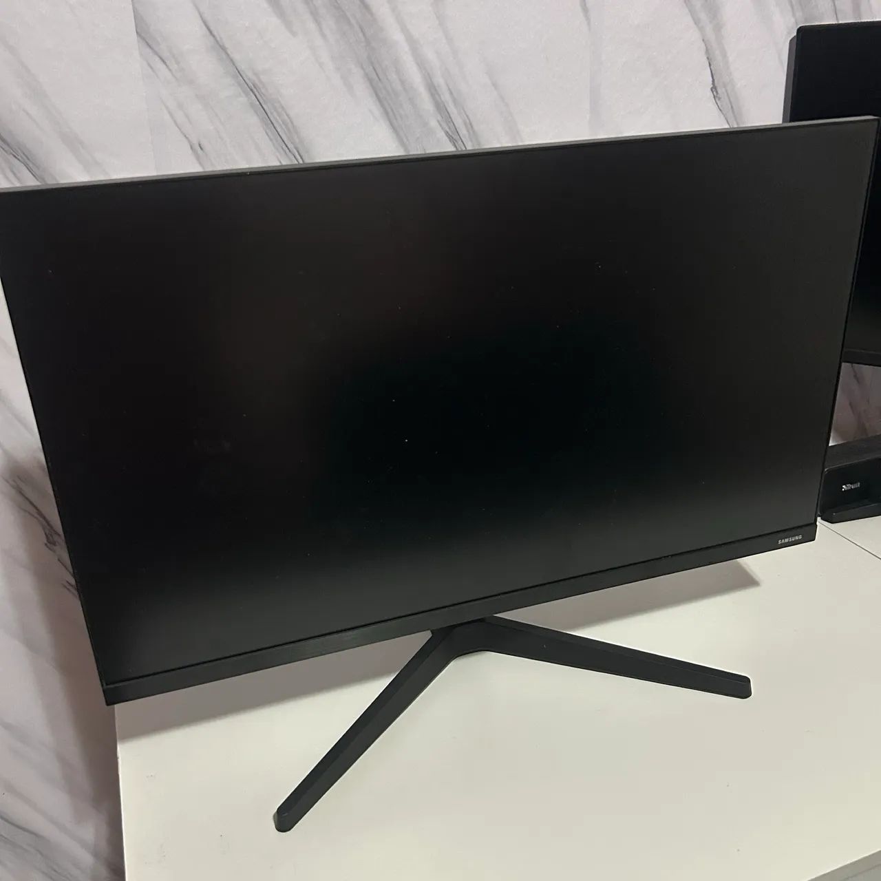 Monitor Gamer Samsung - 27 Polegadas, lPS, Full HD, 75Hz, FreeSync - Foto 2