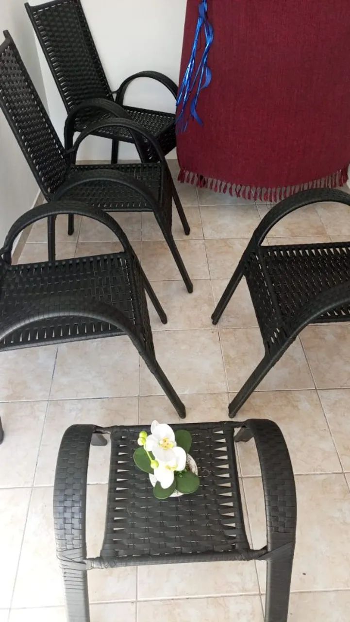 Jogo de Cadeiras com Centro