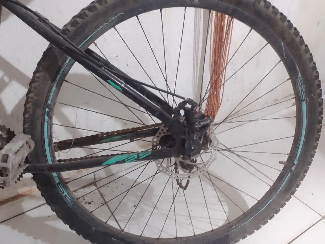 Bicicleta aro 25 quebrada  - Foto 3