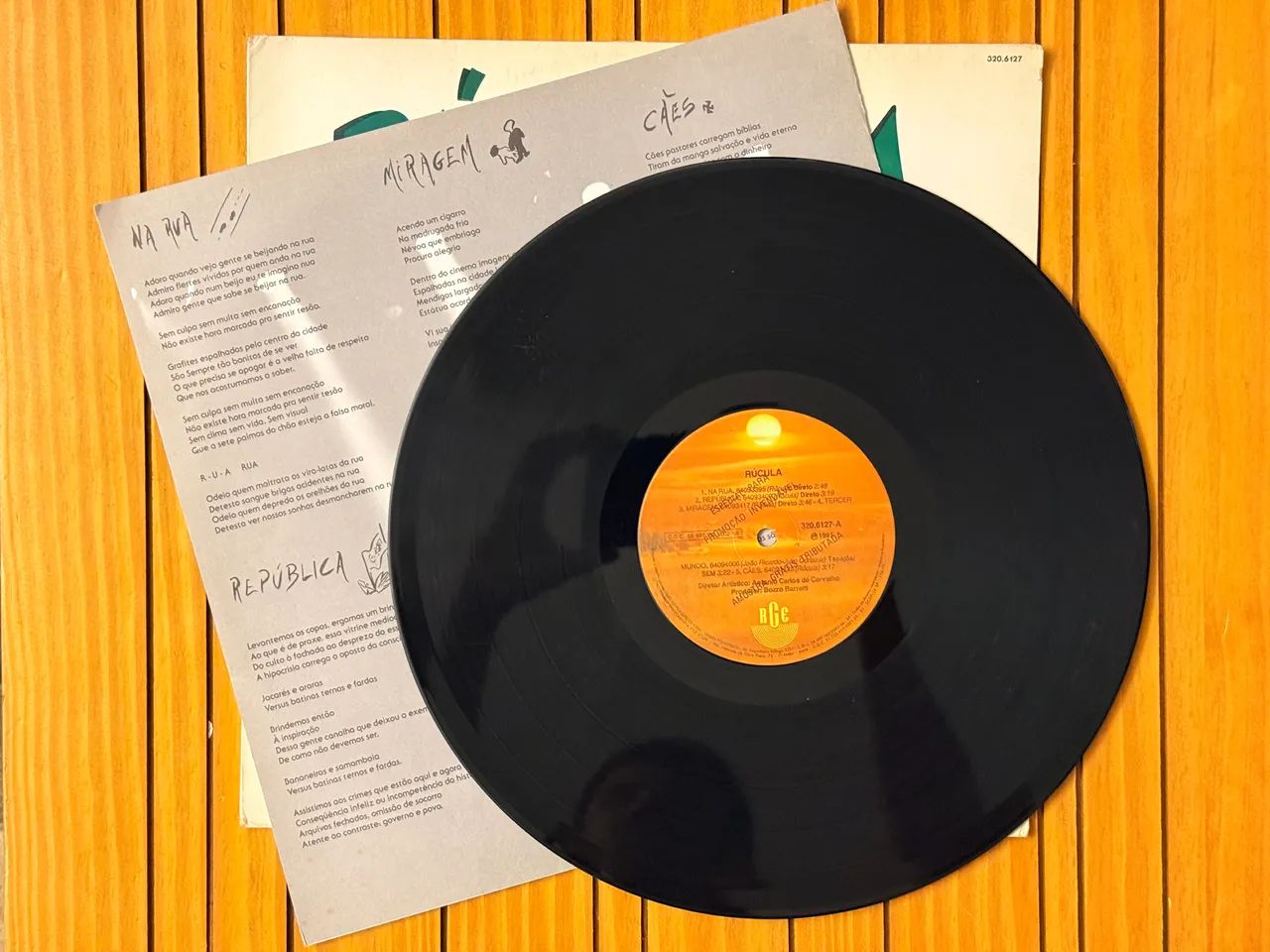 Vinil Rúcula (1991)  - Foto 2