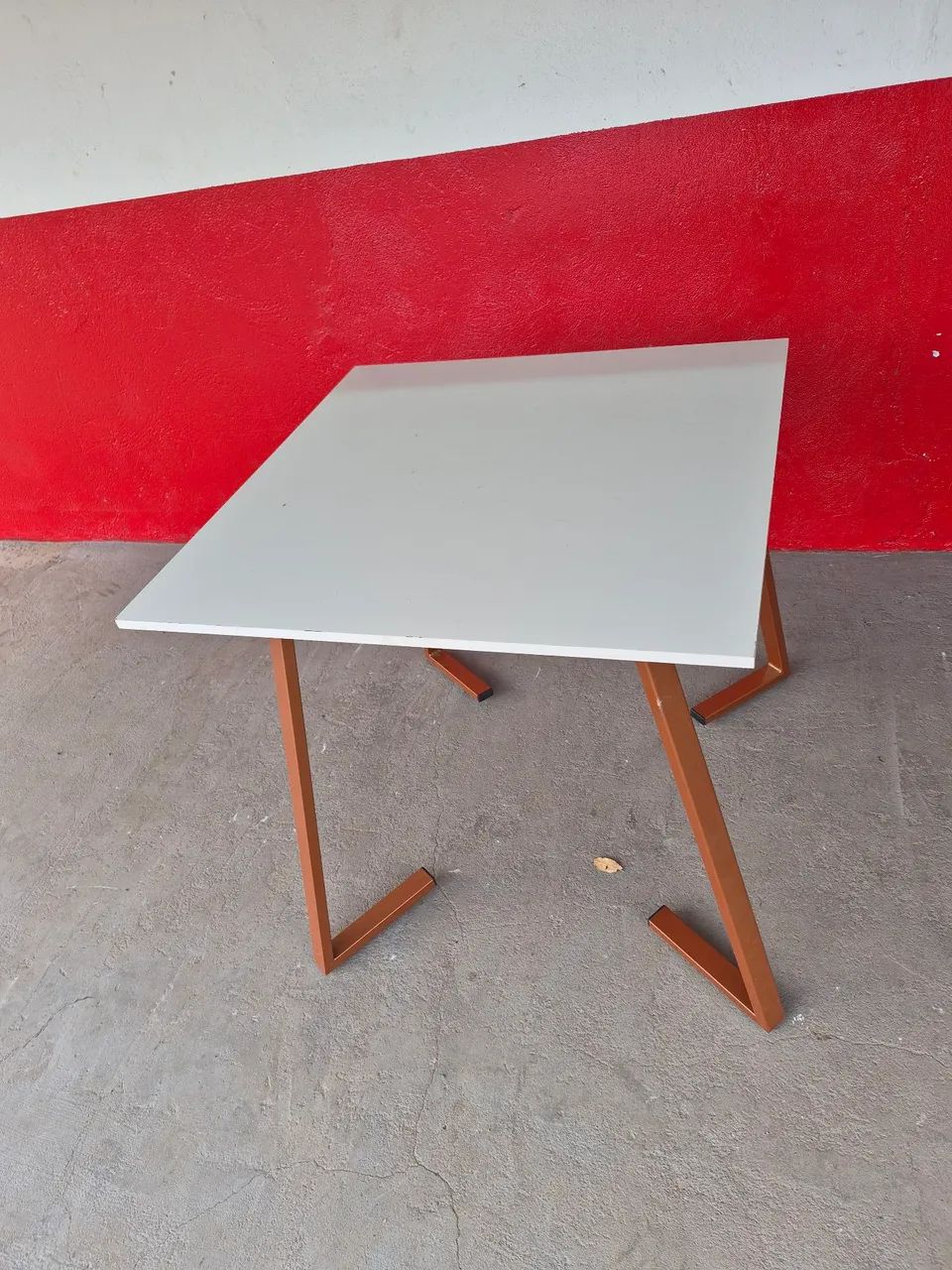 Mesa de jantar 80x80 estilo industrial bronze  - Foto 4