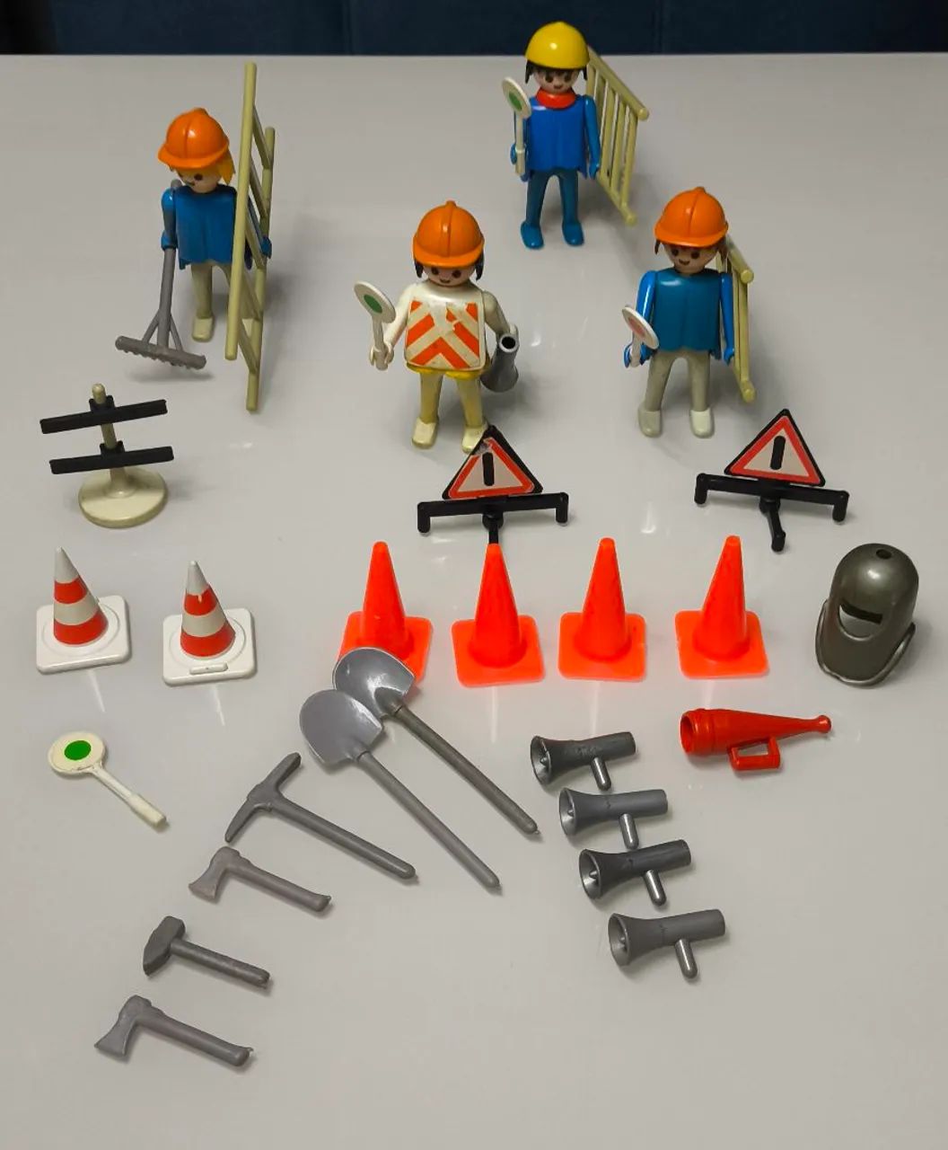 Lote Bonecos Playmobil antigo Troll Construção  - Foto 2