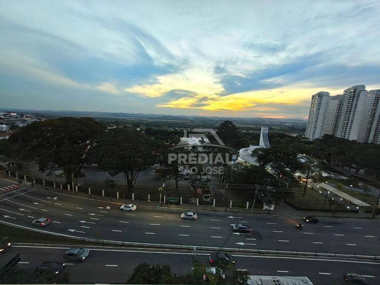 Exclusividade e Sofisticação no Edifício Palazzo San Marino  Jardim Colinas - Foto 3