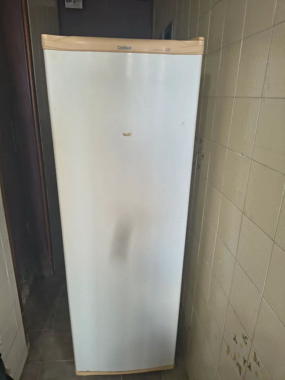 Geladeira Usada 240L