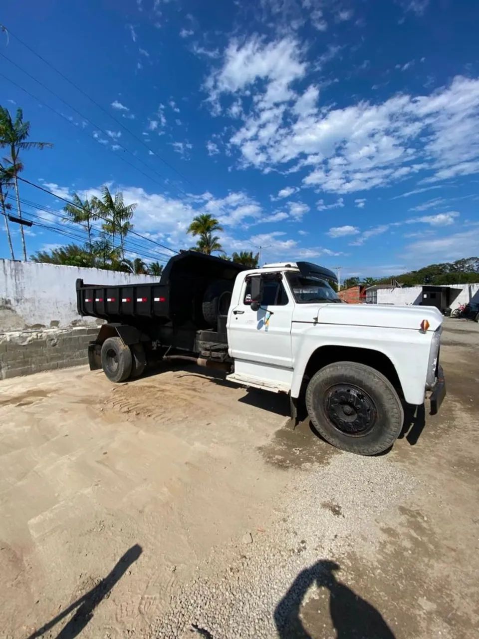 Ford 13000  - Foto 2