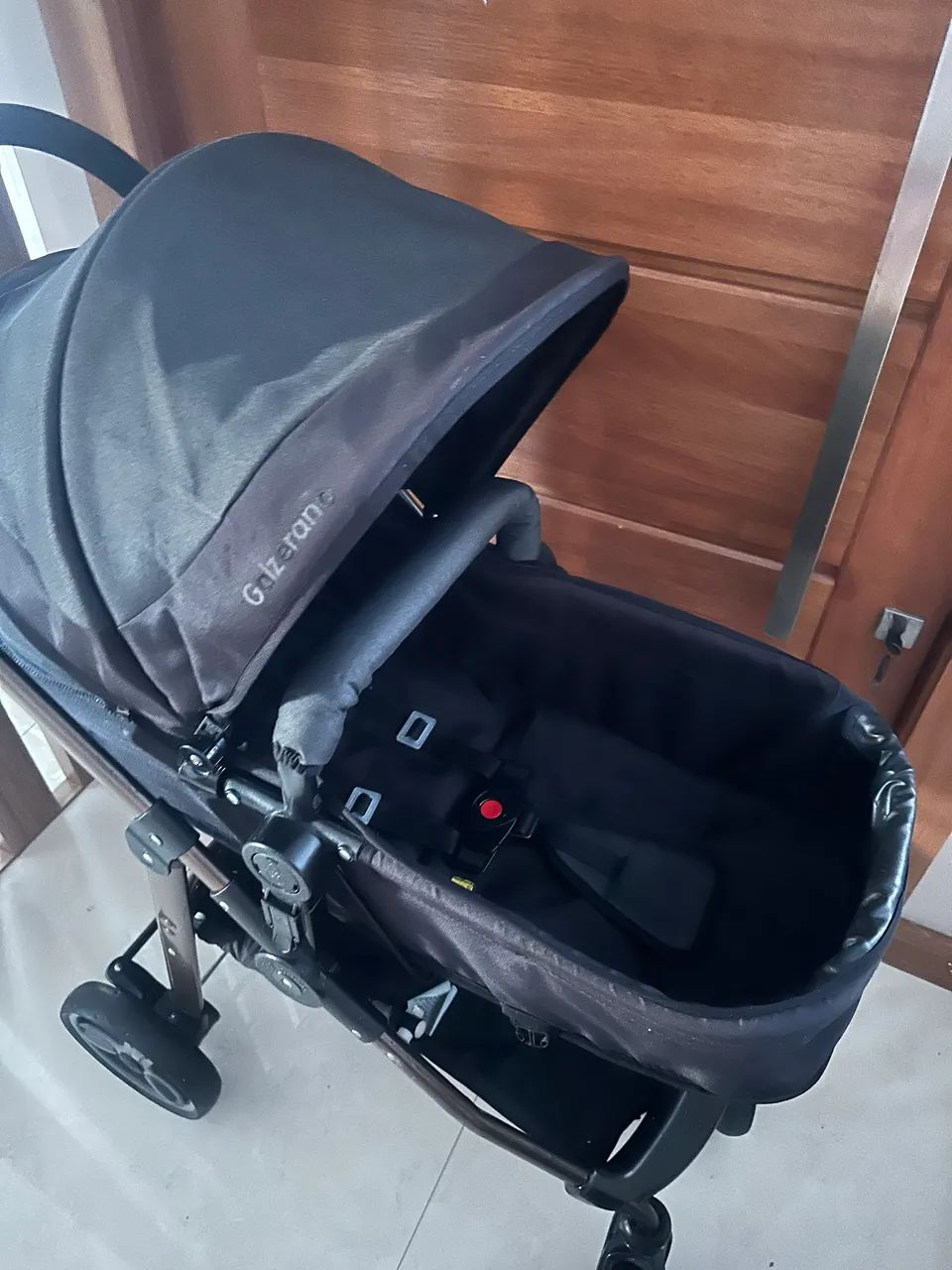 Carrinho de bebê  Moisés e bebê conforto  - Foto 3