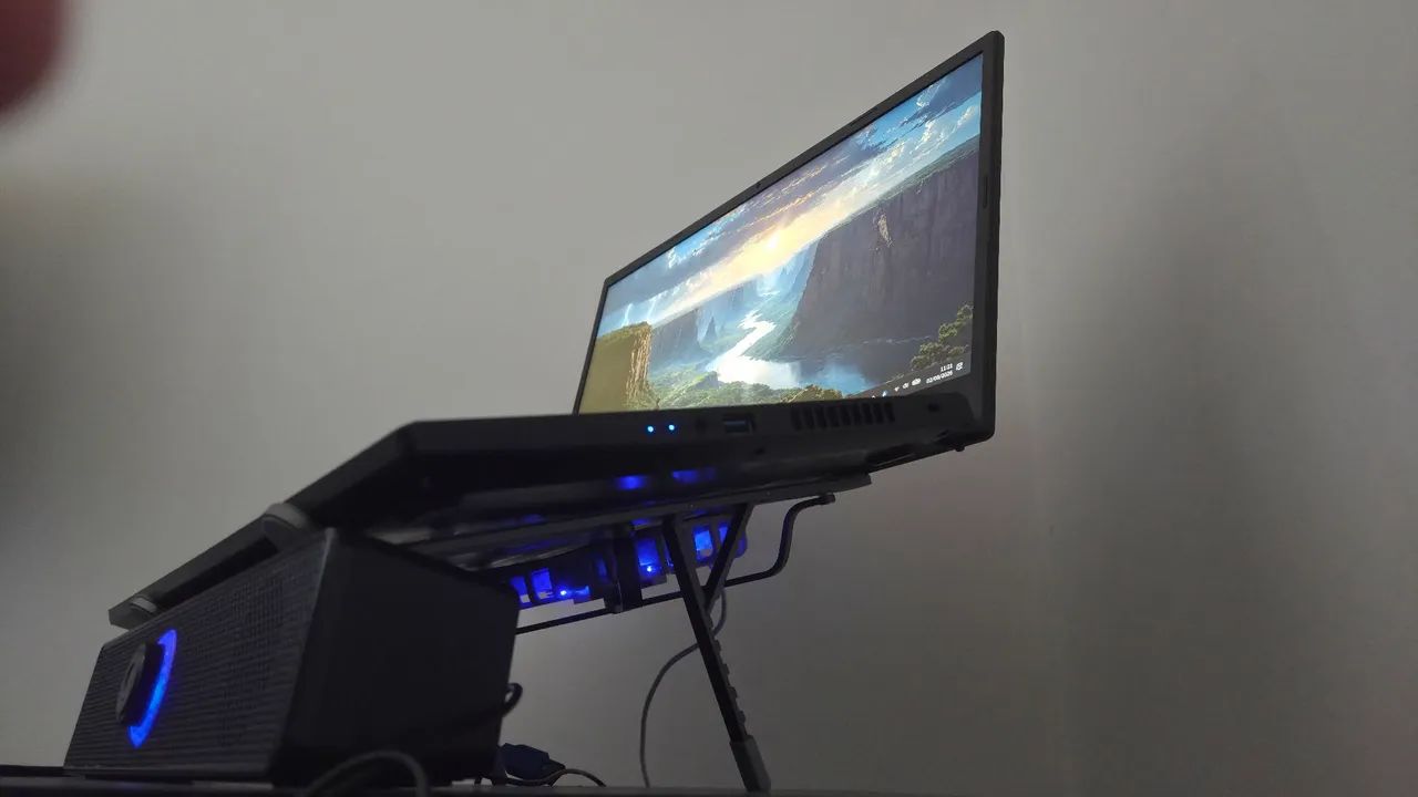 Nitro V15 (RTX 4060) + Suporte com 2 fans + Som  - Foto 2