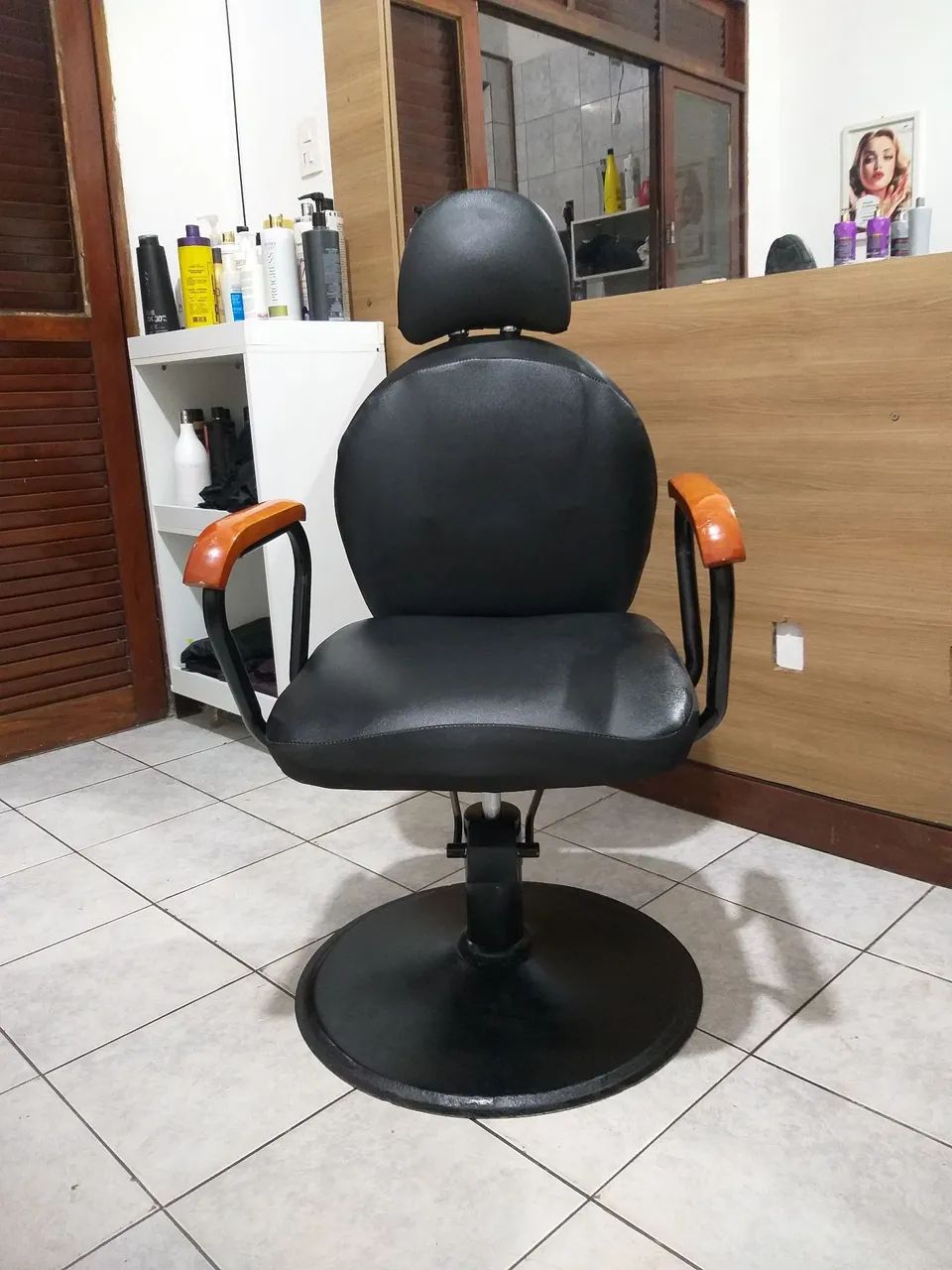 Cadeira cabeleireiro ou barbeiro  - Foto 3