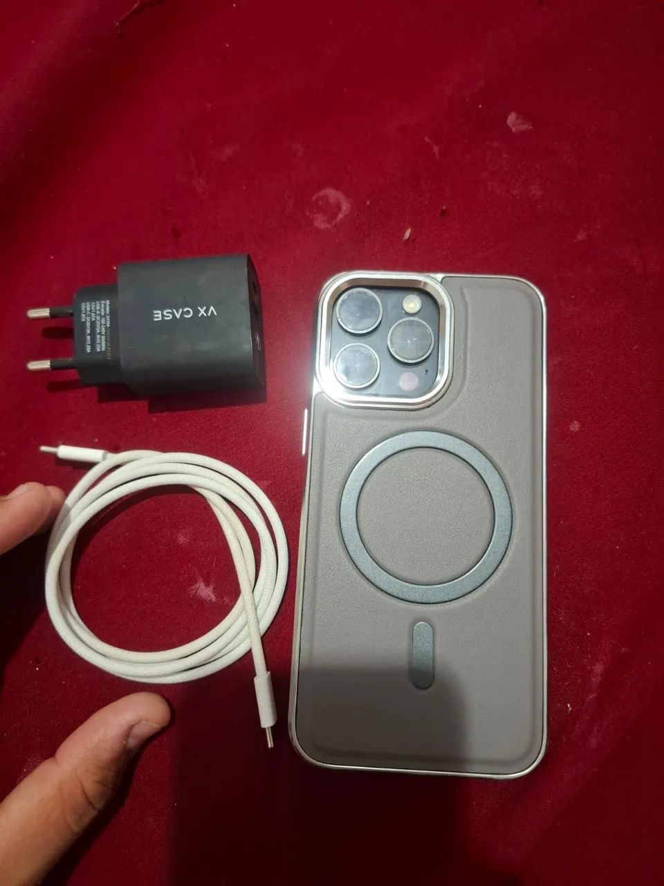 Vendo iPhone 15 pro max 1tb impecável  - Foto 3