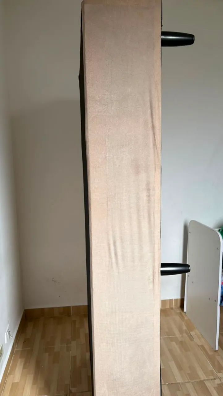 Vendo dois box de solteiro iguais  - Foto 3