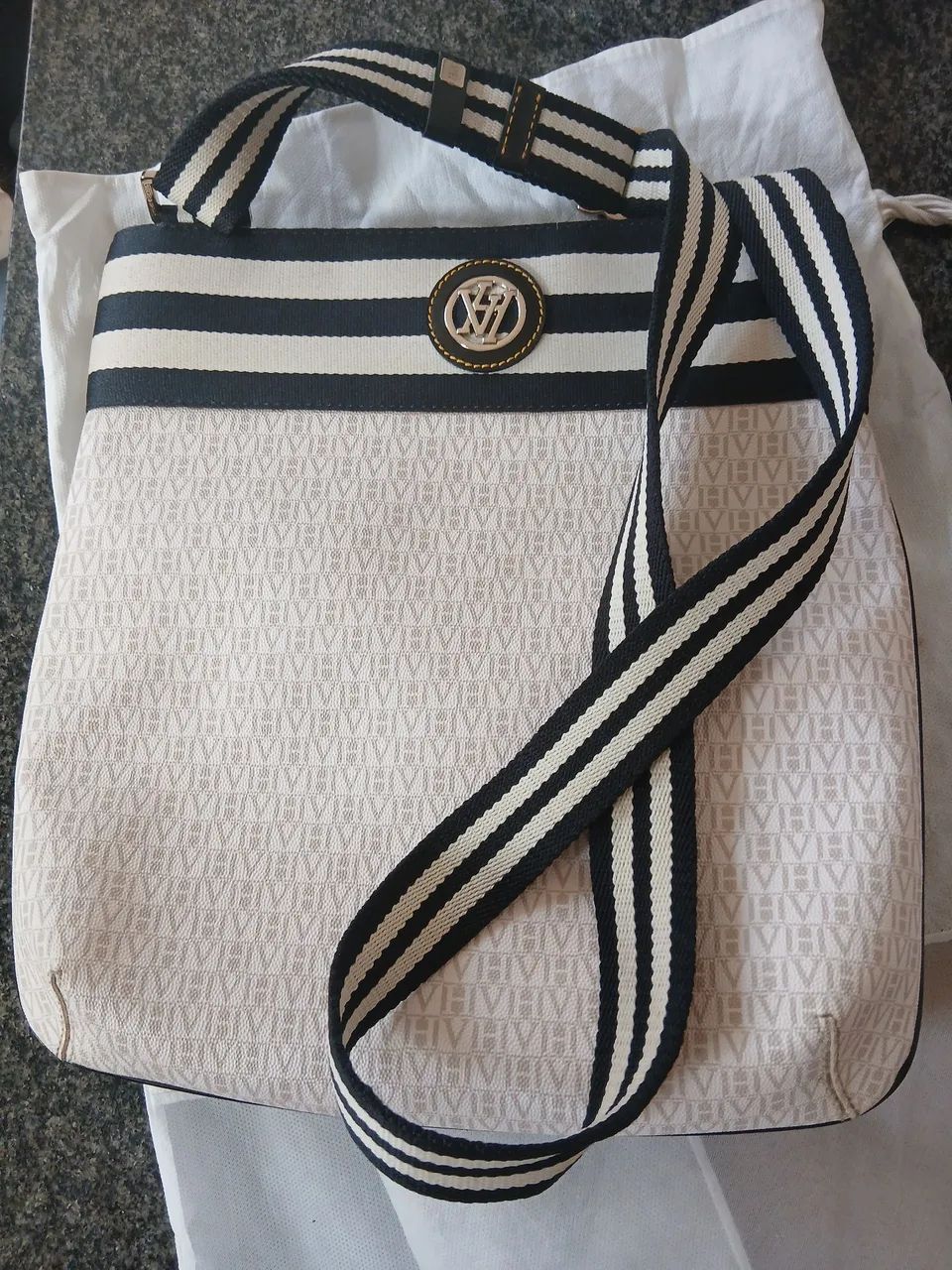 Bolsa Victor Hugo original  - Foto 2