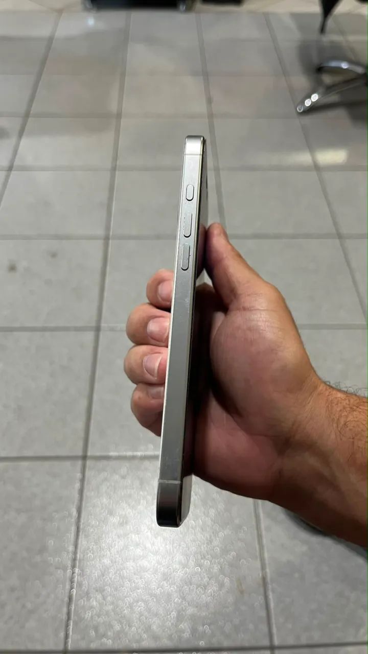 iPhone 16 pro Max 256GB muito novo - Foto 2
