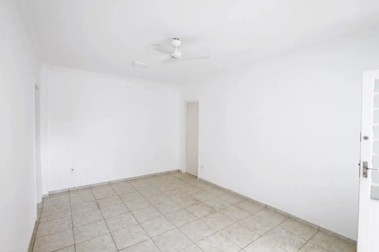 Casa à Venda - Bonfim, 6 Quartos, 350 m2