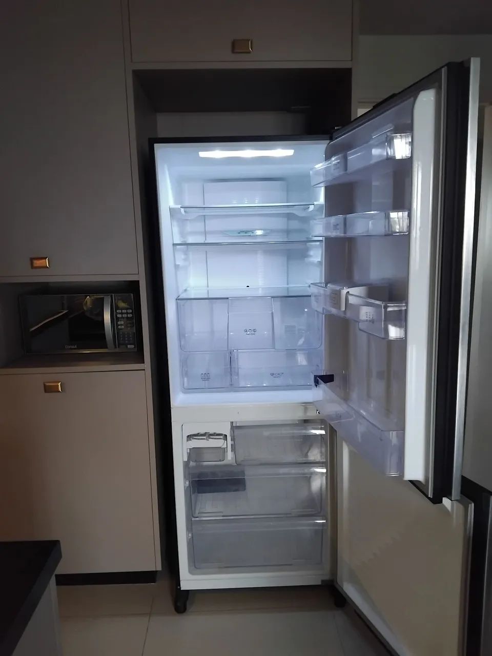 Geladeira preta - Foto 2