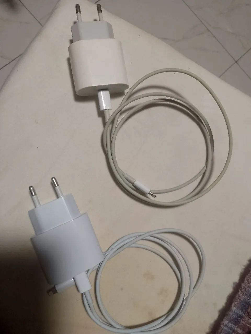 Carregador de iPhone original 