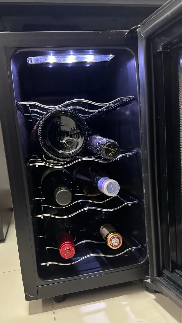 Adega Climatizada Electrolux ACS08 - 8 garrafas - Foto 4