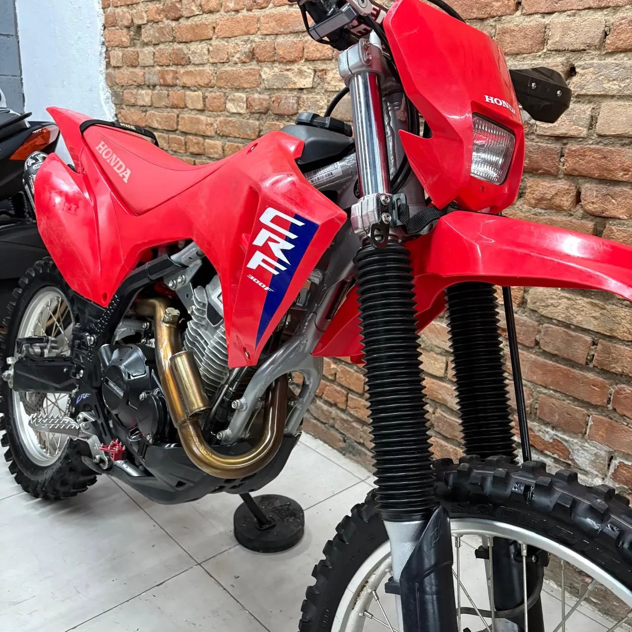Honda 300F - Foto 3