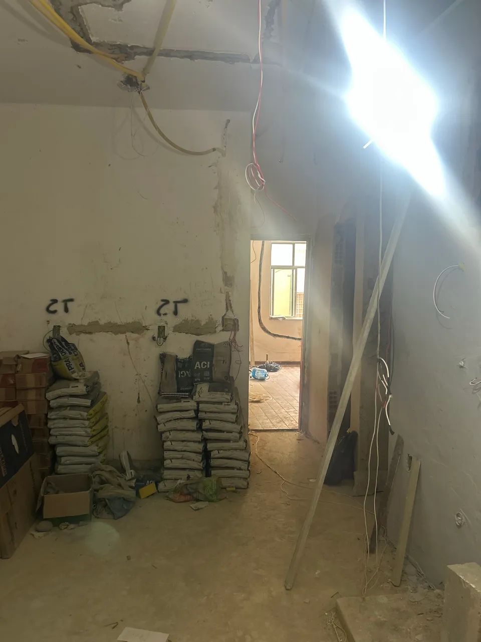 Argamassas ACI e ACII, e areia