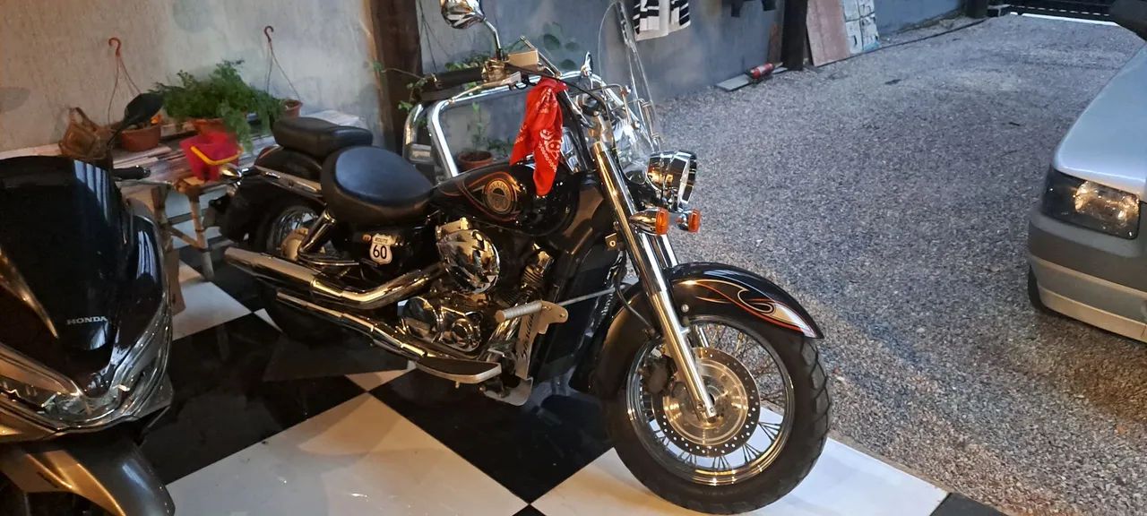 Shadow 750 - Foto 3