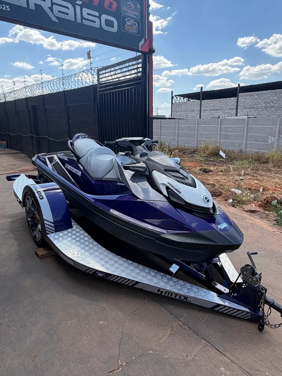 Jet ski sea-doo gti 170