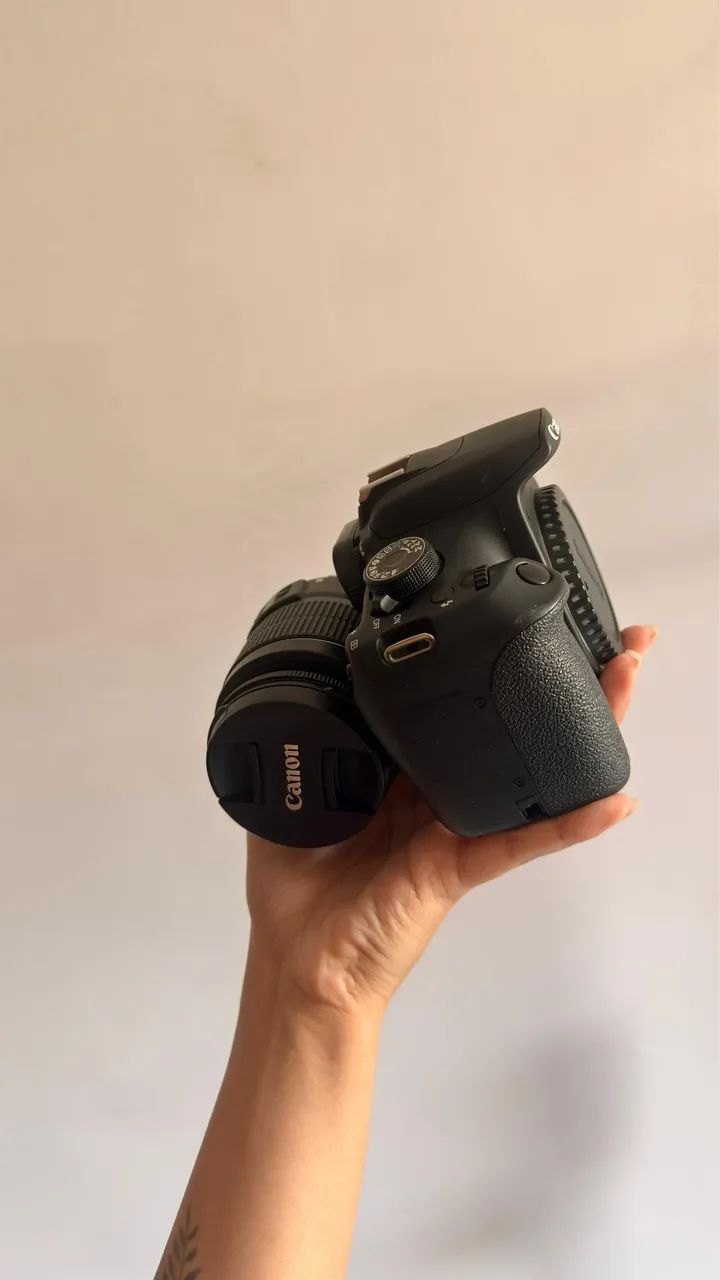 Câmera Cânon Rebel T5 + lente 18-55 + carregador - Foto 6