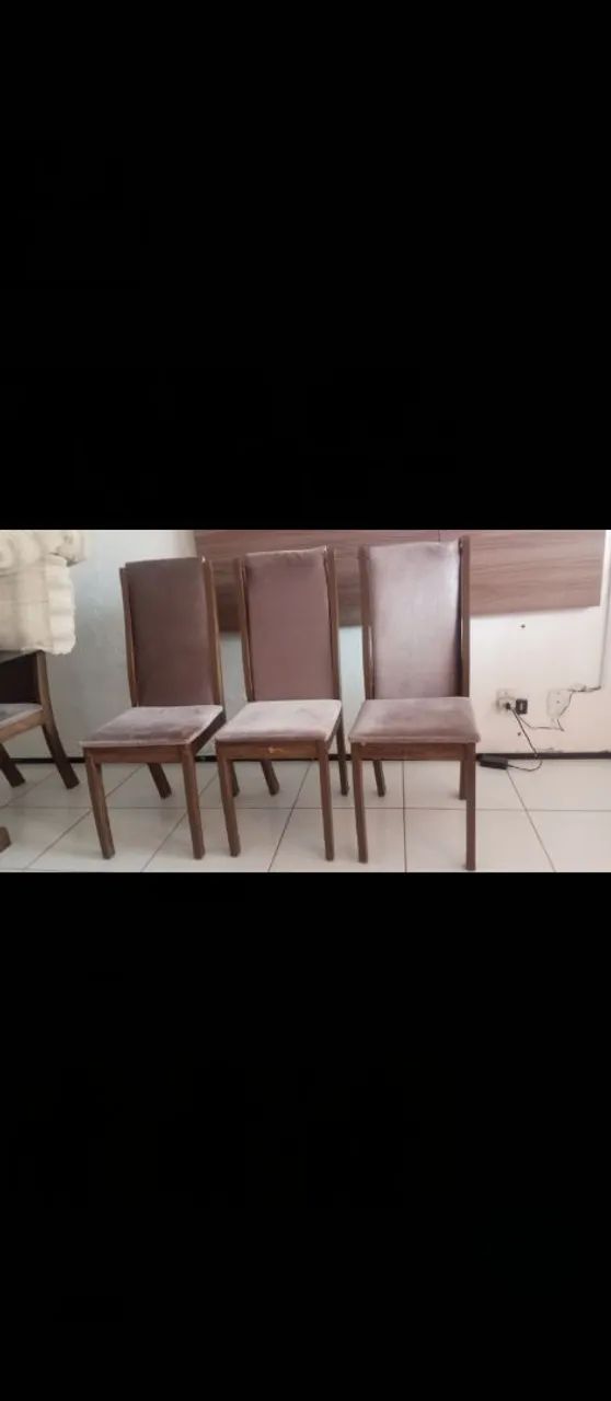 Cadeiras em suede