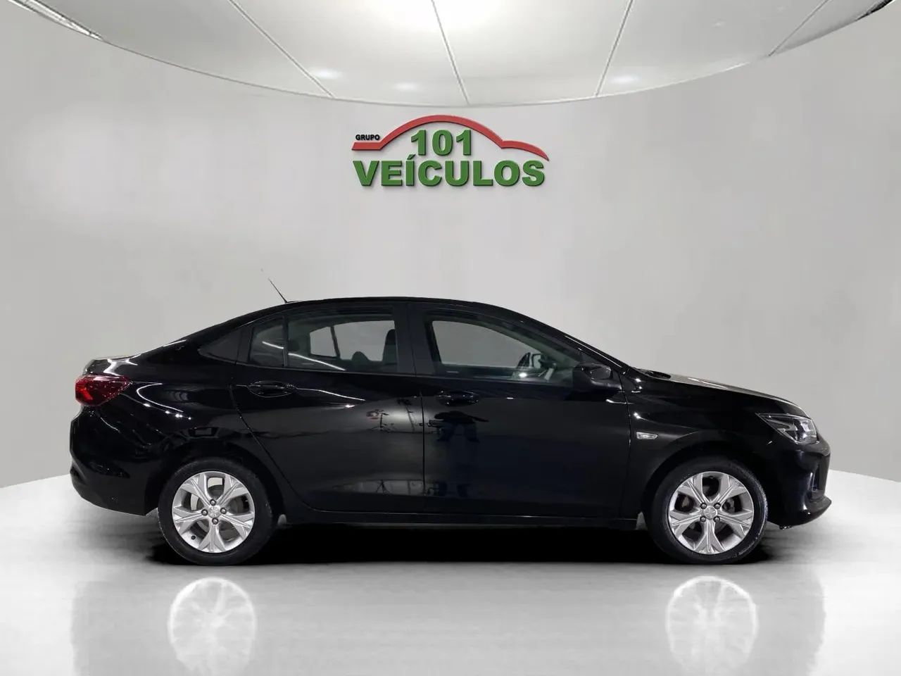Chevrolet Onix Plus LTZ 1.0 12V TB Flex Aut. 4P 2024 - Foto 7