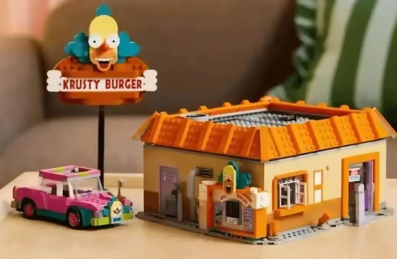 BLOCOS DE MONTAR KRUSTY BURGER SIMPSONS 1635 PEÇAS MODELO 10352 TIPO LEGO - Foto 5