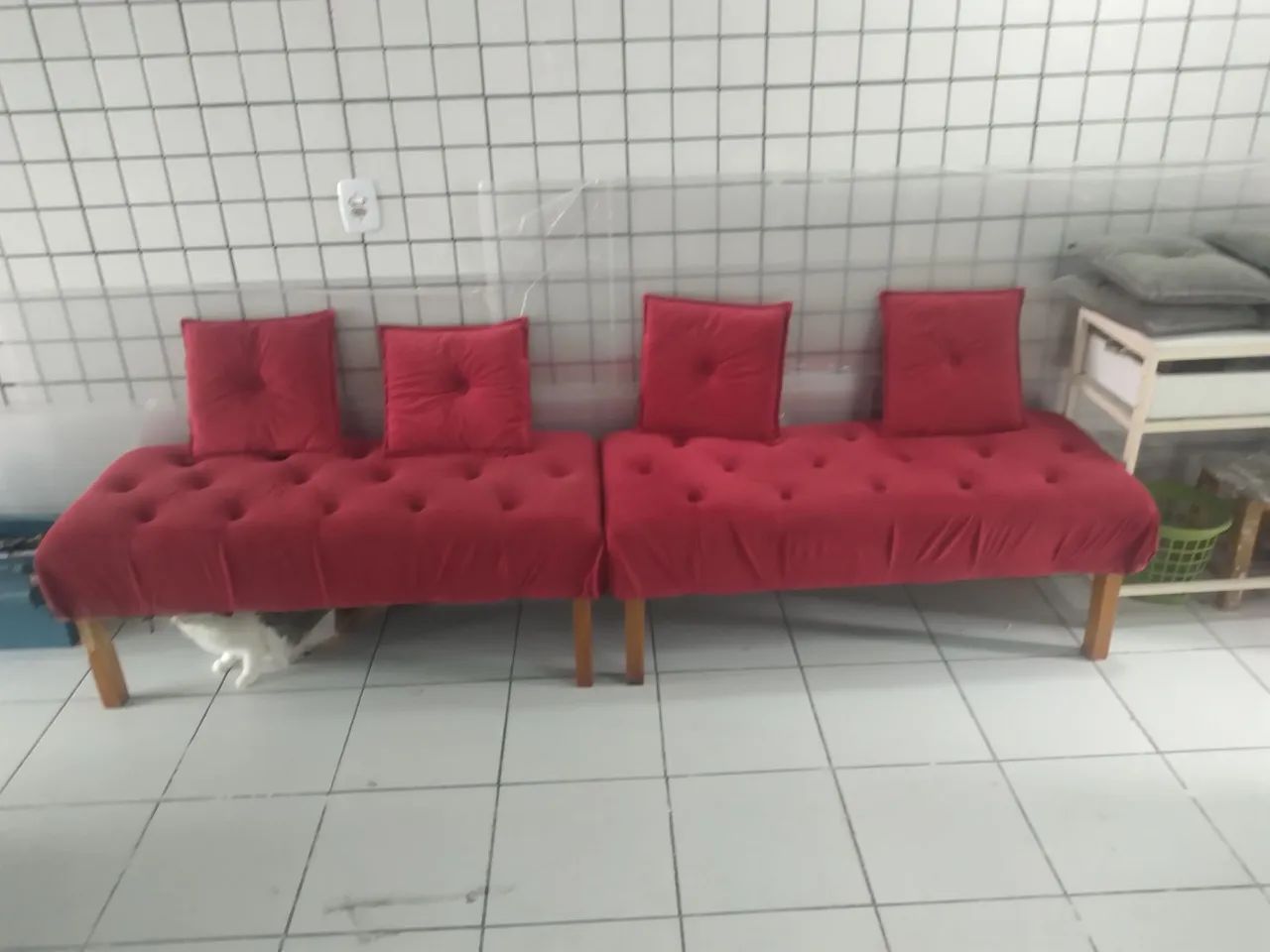 Vendo puff pra barbearia ou salão de beleza  - Foto 3