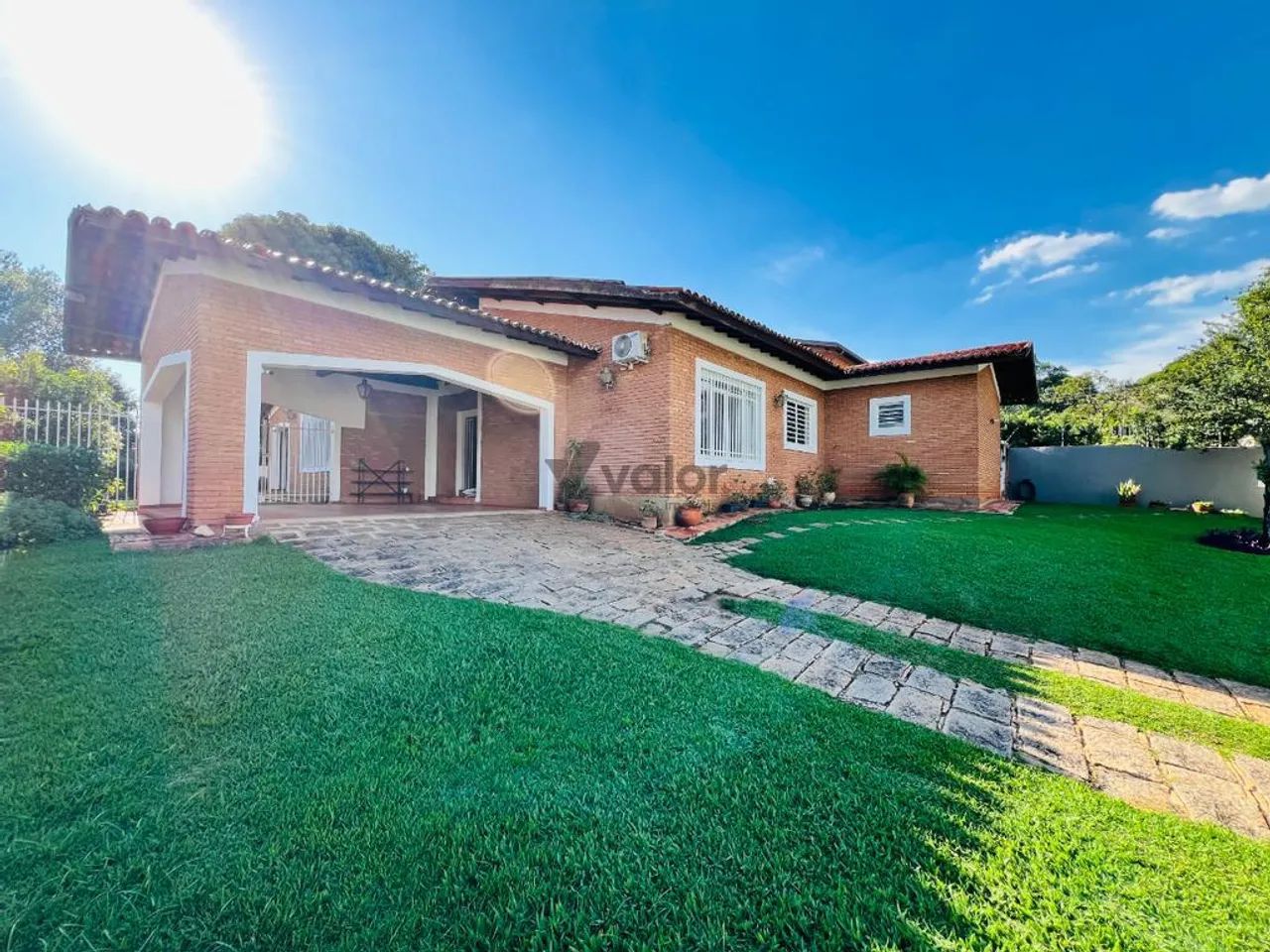 Casa para alugar em Campinas, Parque Taquaral, com 3 quartos, com 305 m²