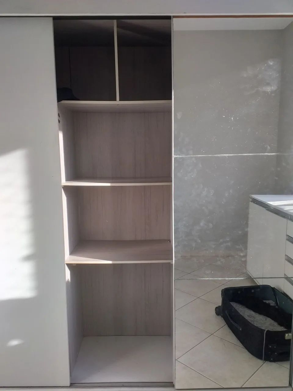 Guarda roupa 3 portas - Foto 4