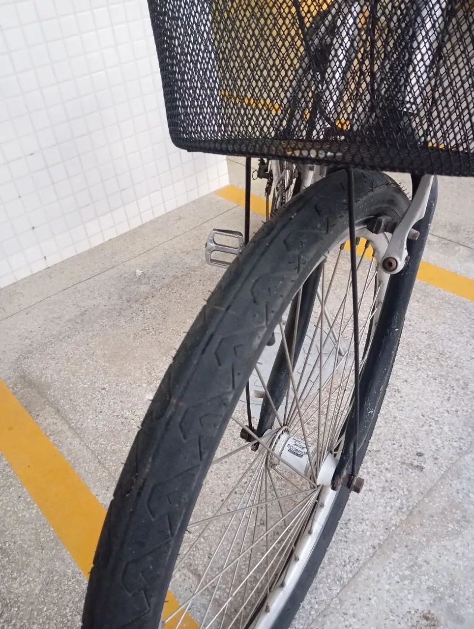 Bicicleta de Alumínio - Aro 26 - Foto 2